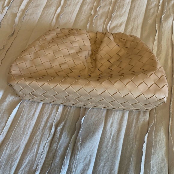 Cream Woven Leather Clutch - Picture 3 of 5